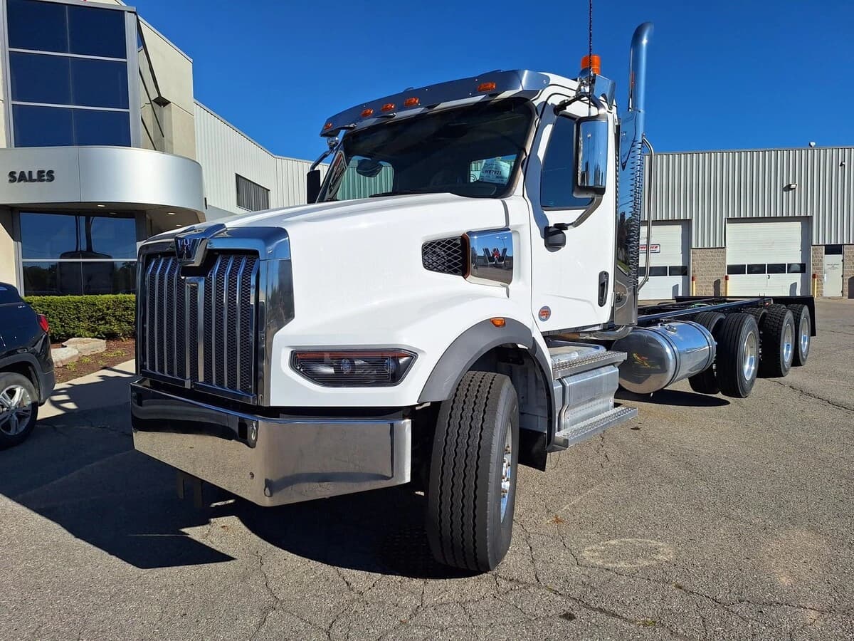 2025 Western Star 49X