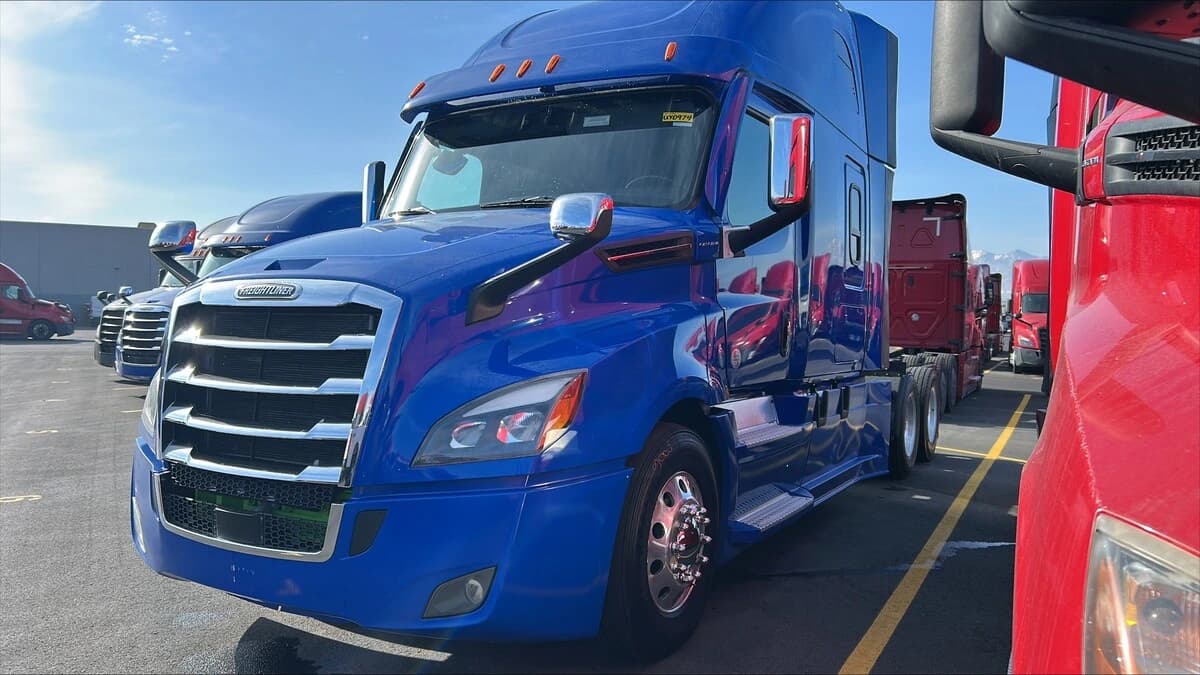 2024 Freightliner Cascadia