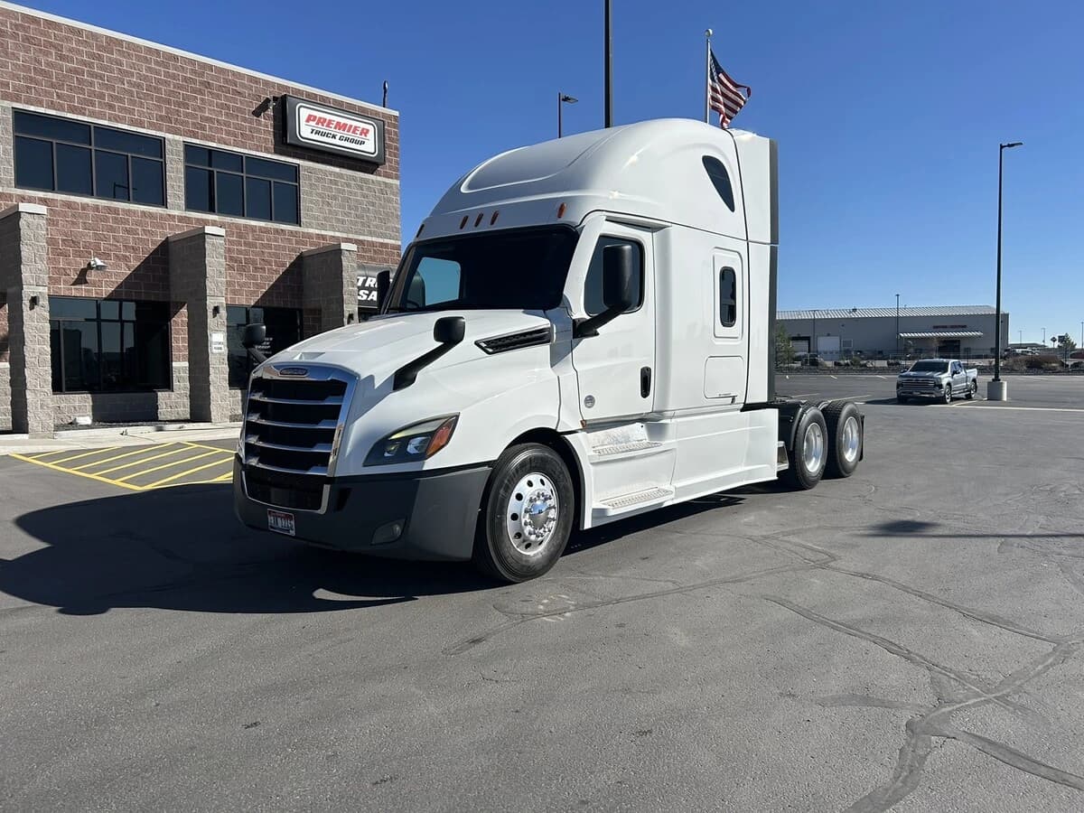 2022 Freightliner Cascadia