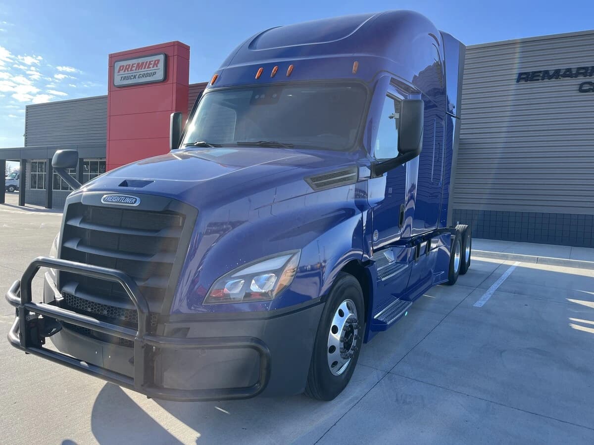 2022 Freightliner Cascadia