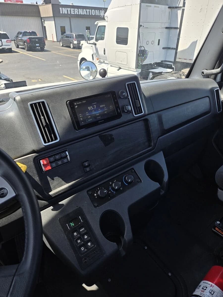 2026 Freightliner 114SD in Louisville, KY — photo 9