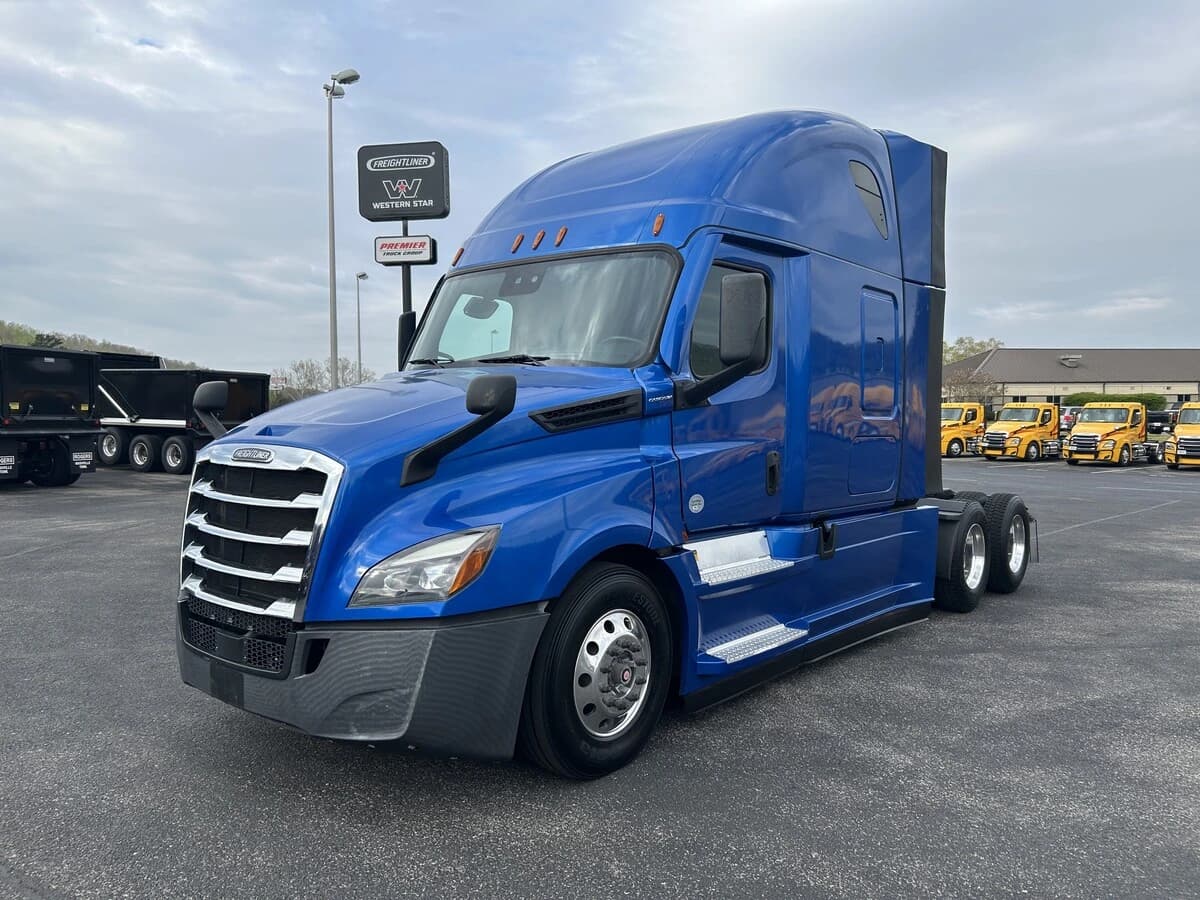 2022 Freightliner Cascadia