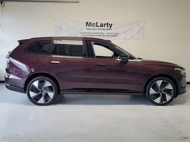 2025 Volvo