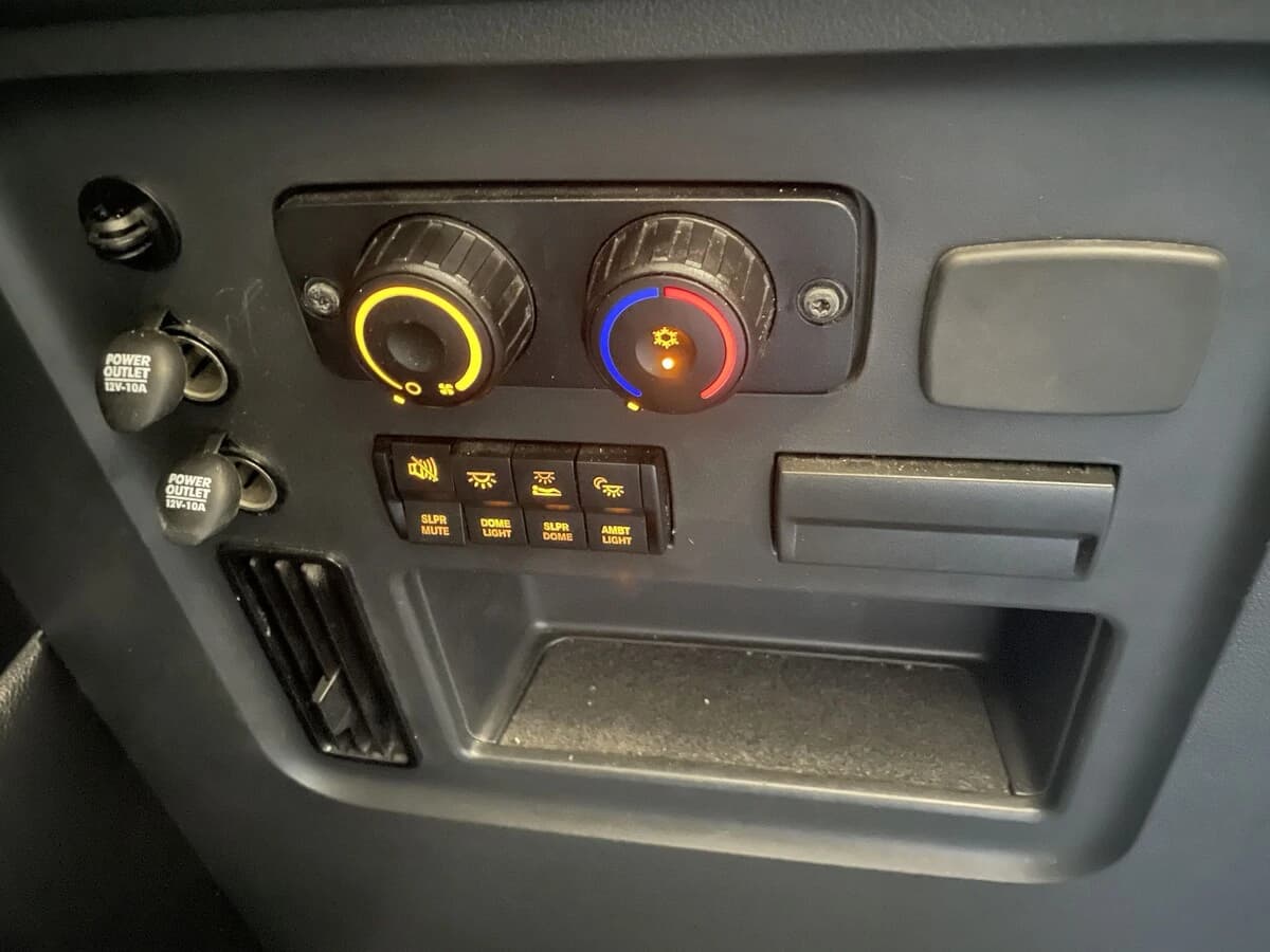 2024 Freightliner Cascadia in Chattanooga, TN — photo 22