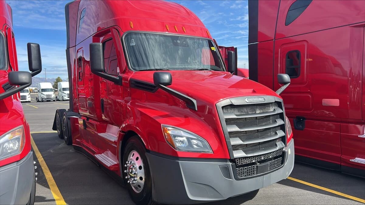2022 Freightliner Cascadia in Salt Lake City, UT — photo 5