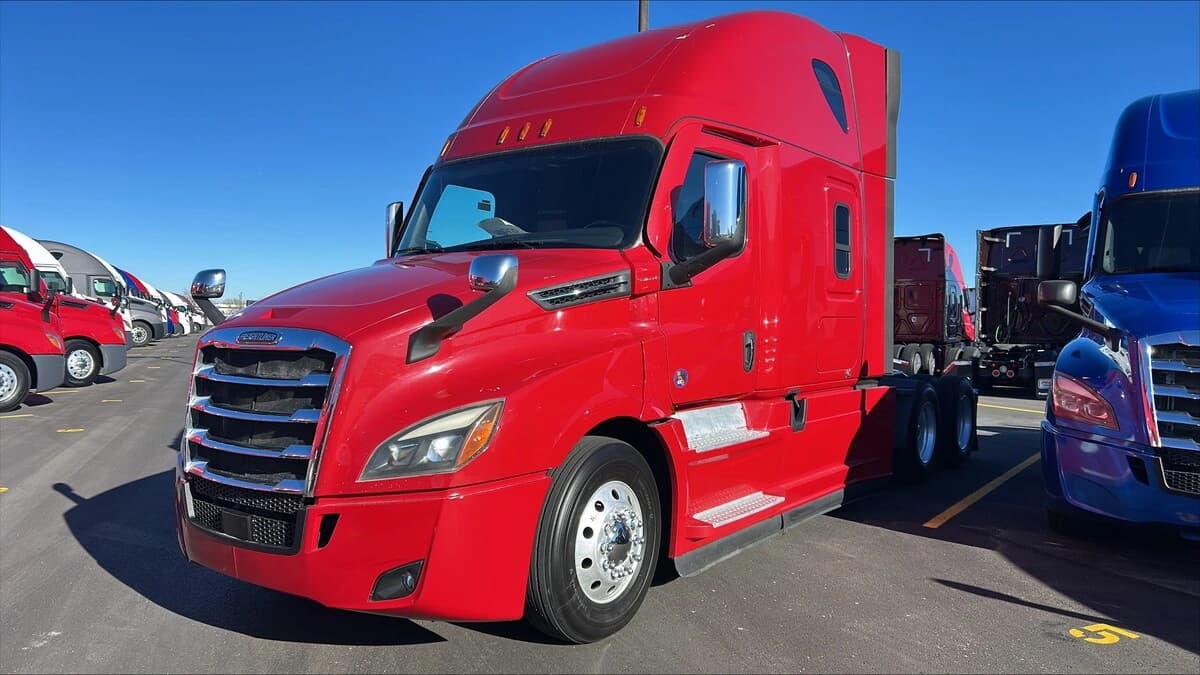 2020 Freightliner Cascadia