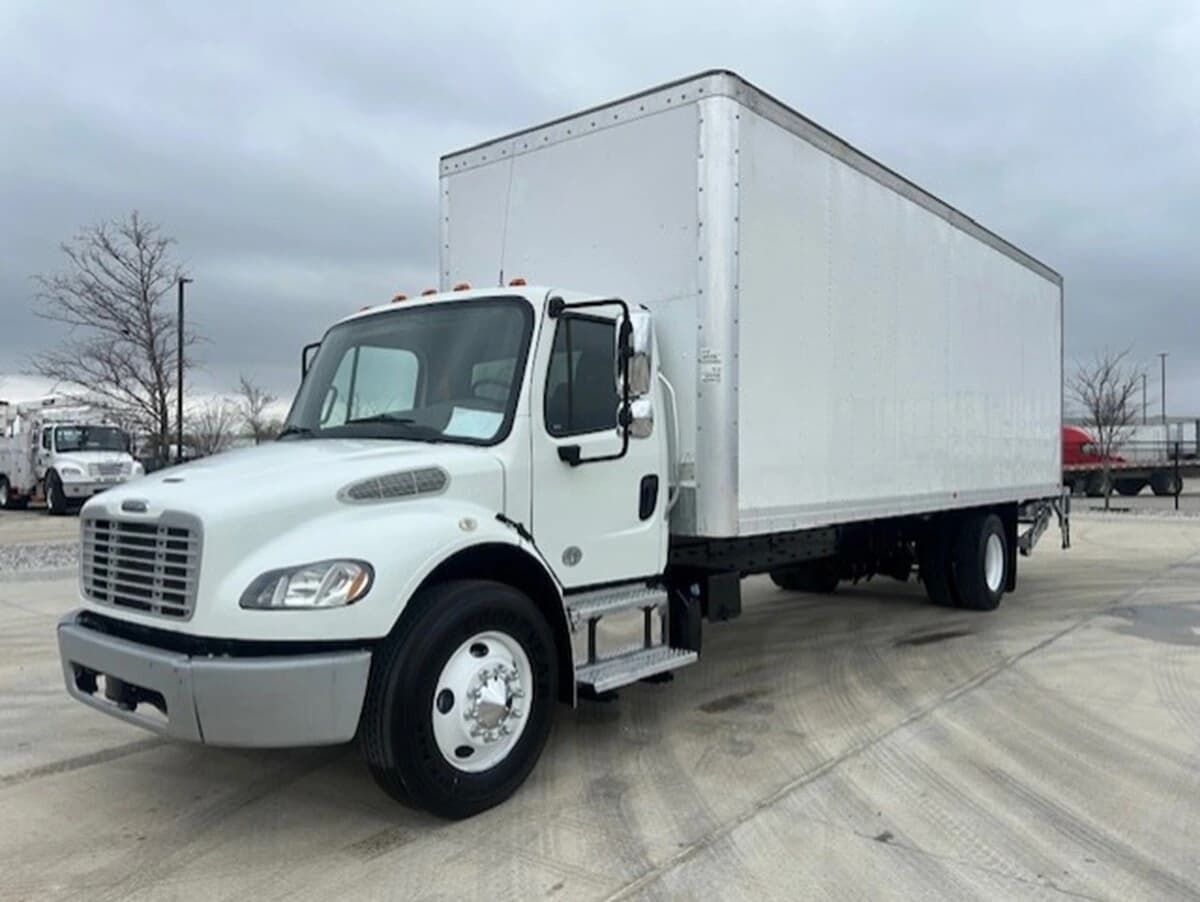 2019 Freightliner M2 106