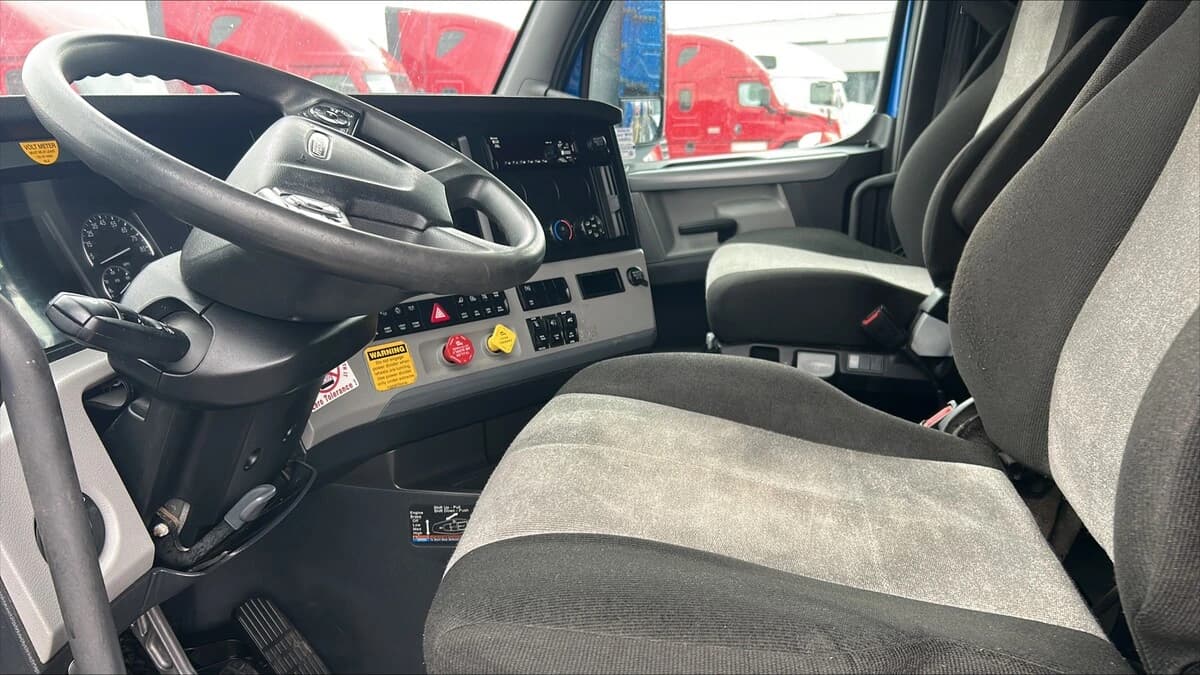 2022 Freightliner Cascadia in Salt Lake City, UT — photo 5