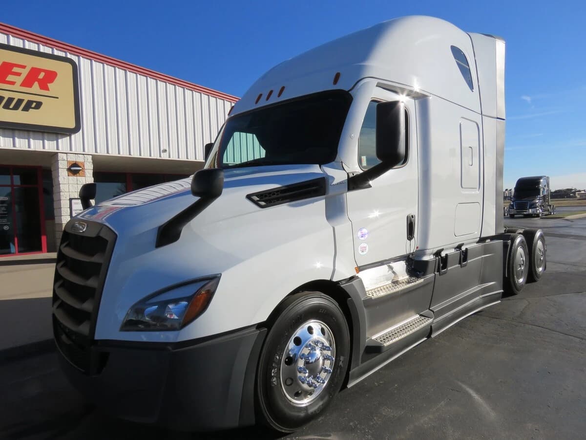 2026 Freightliner Cascadia