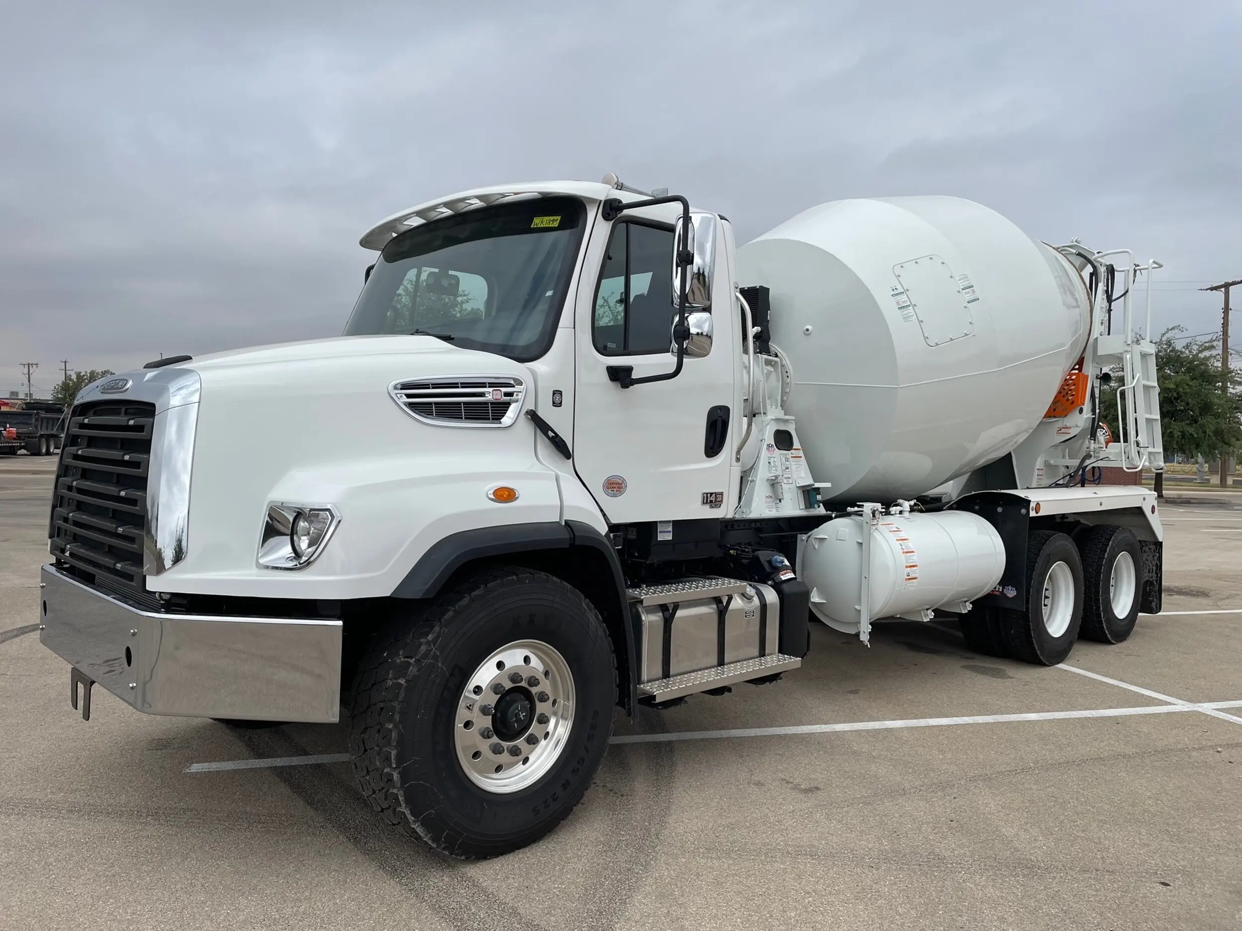 2026 Freightliner 114SD