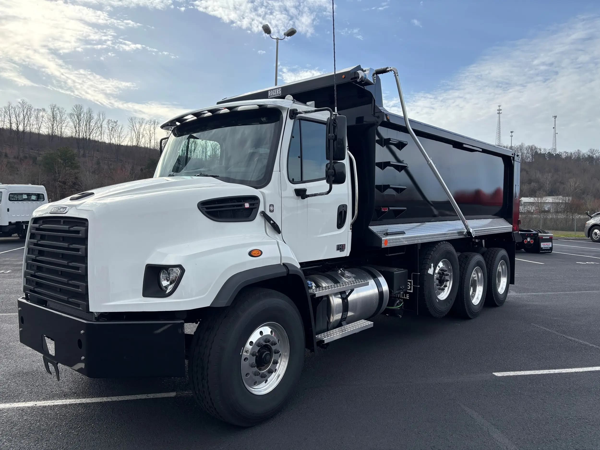 2025 Freightliner 114SD