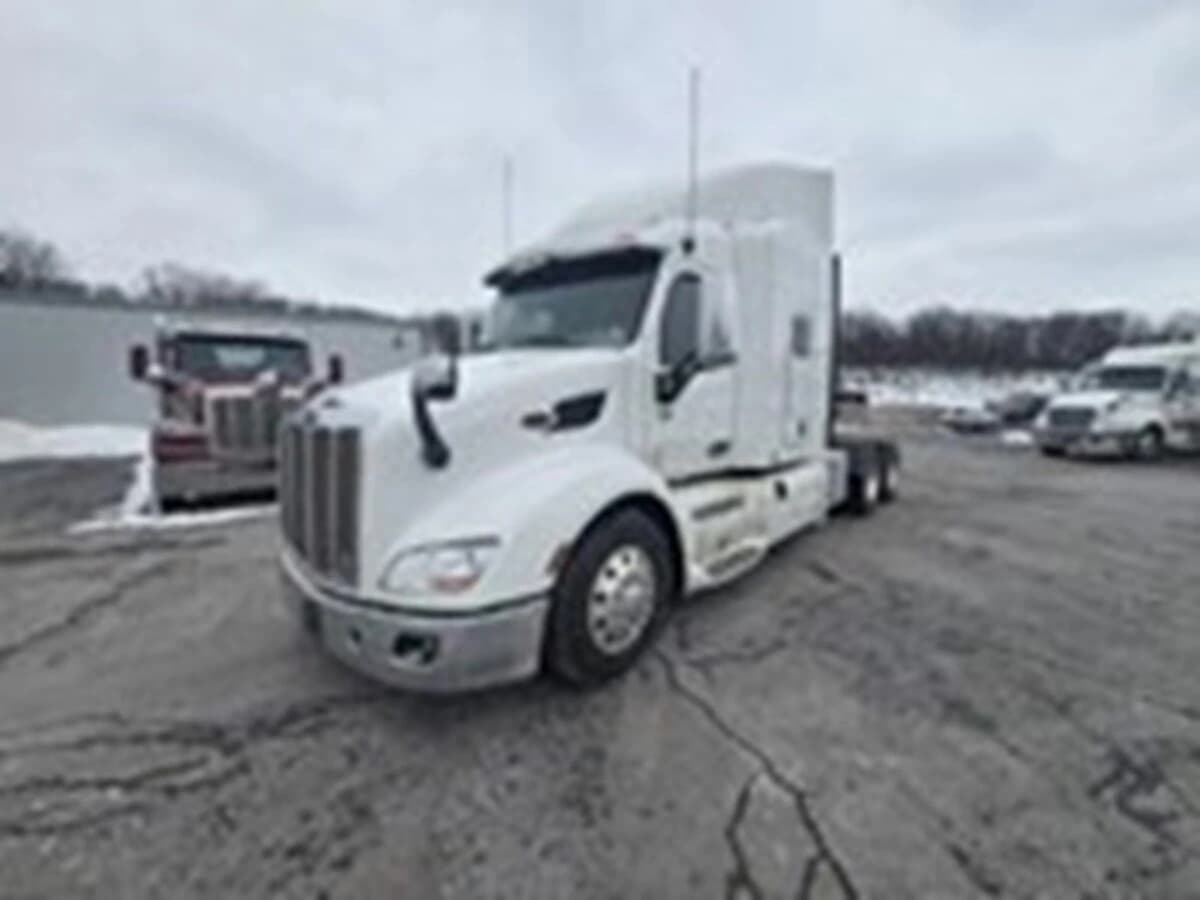 2020 Peterbilt 579