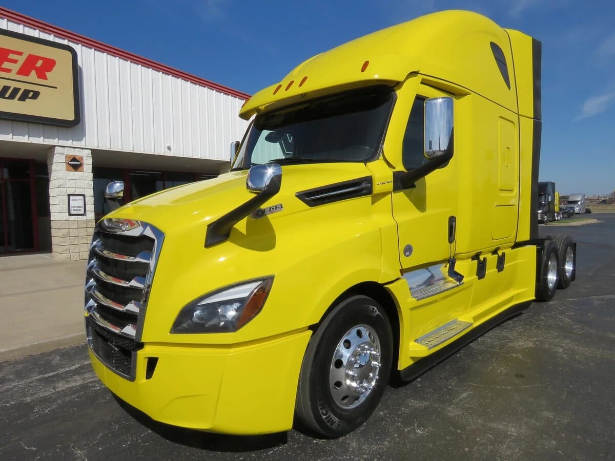 2022 Freightliner Cascadia