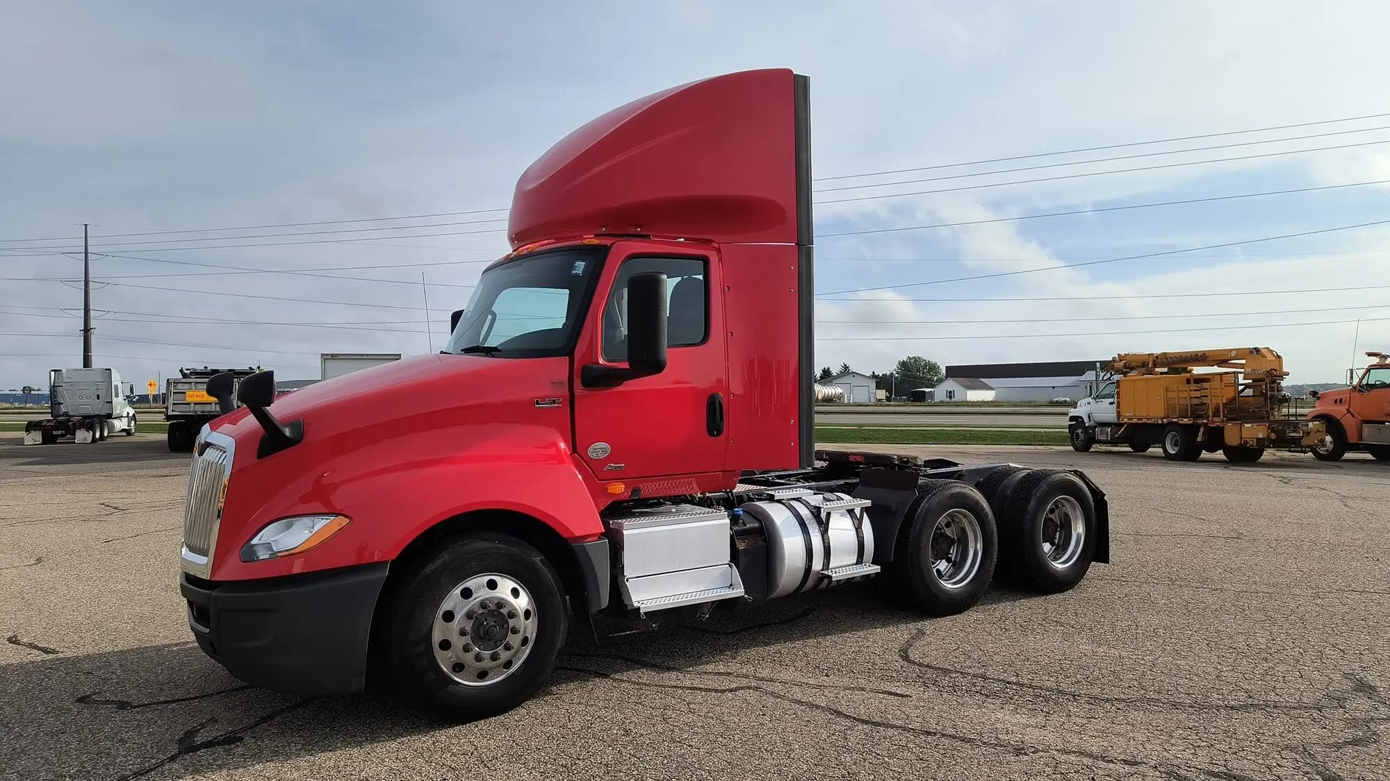 2019 International LT