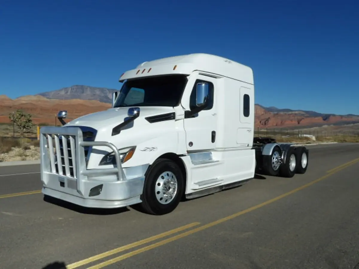 2022 Freightliner Cascadia