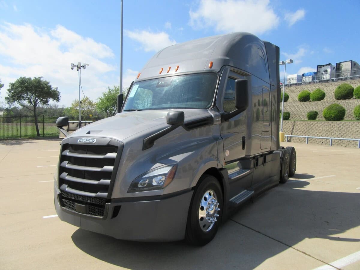 2022 Freightliner Cascadia
