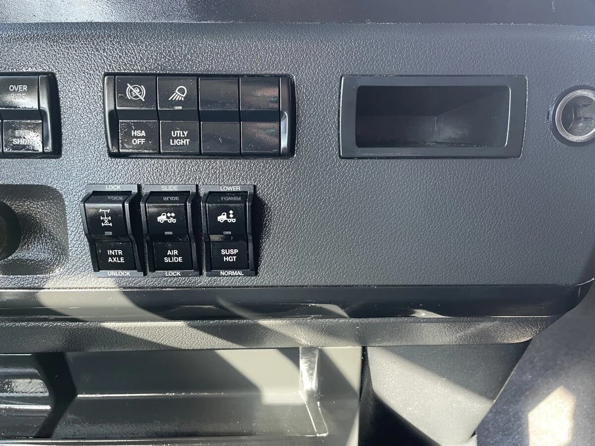 2024 Freightliner Cascadia in Chattanooga, TN — photo 27