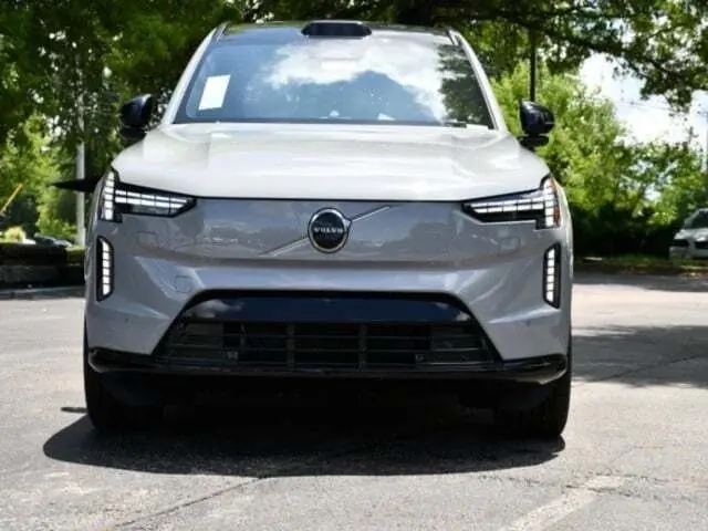 2025 Volvo