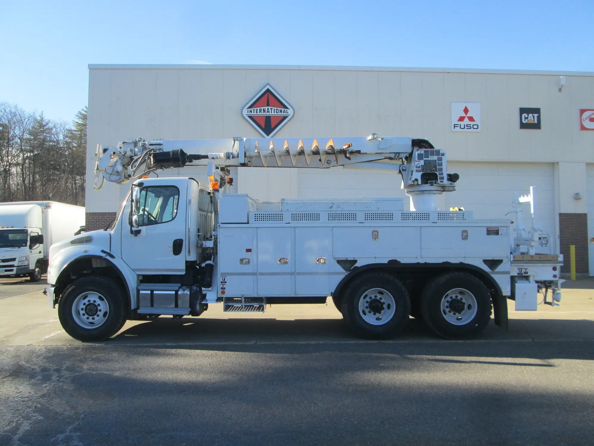 2013 Freightliner M2 106