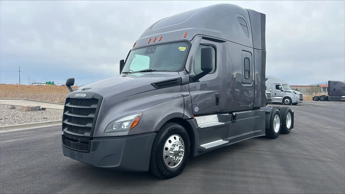 2022 Freightliner Cascadia