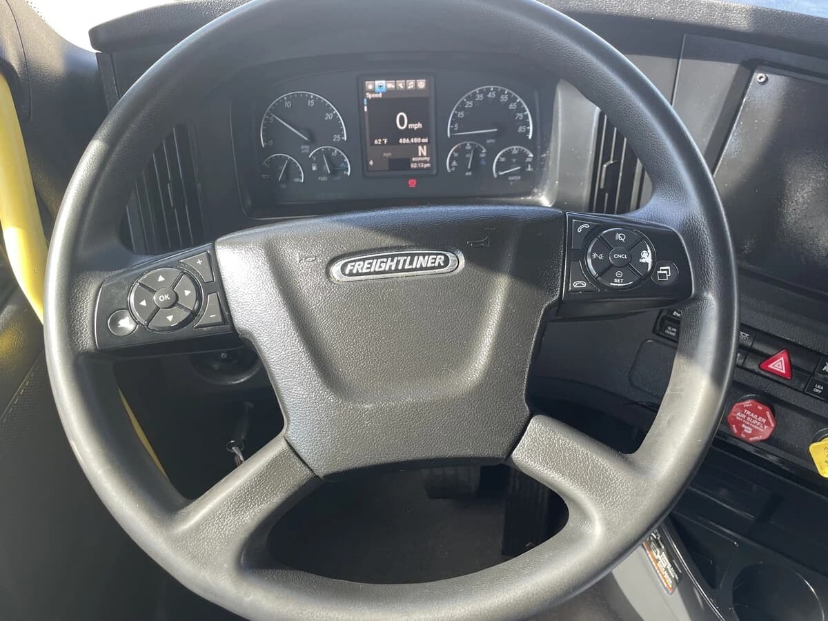 2024 Freightliner Cascadia in Chattanooga, TN — photo 22