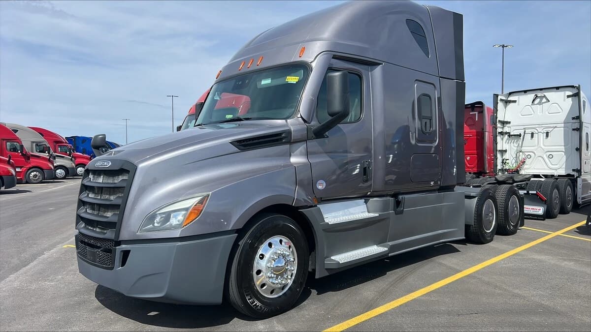 2022 Freightliner Cascadia