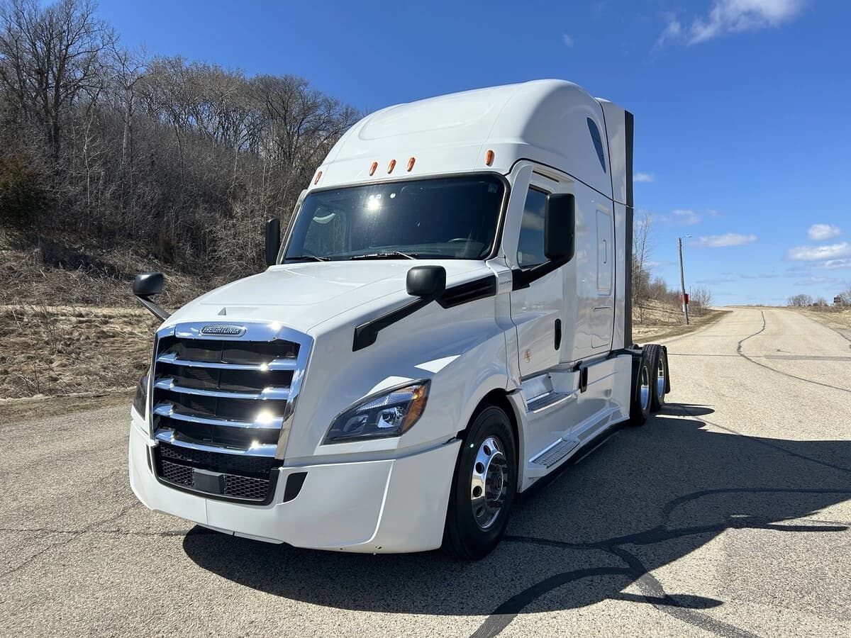 2021 Freightliner Cascadia