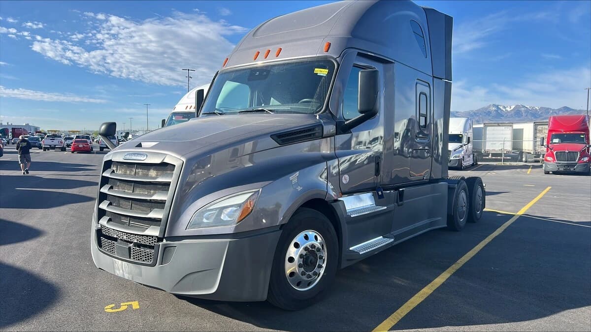 2022 Freightliner Cascadia