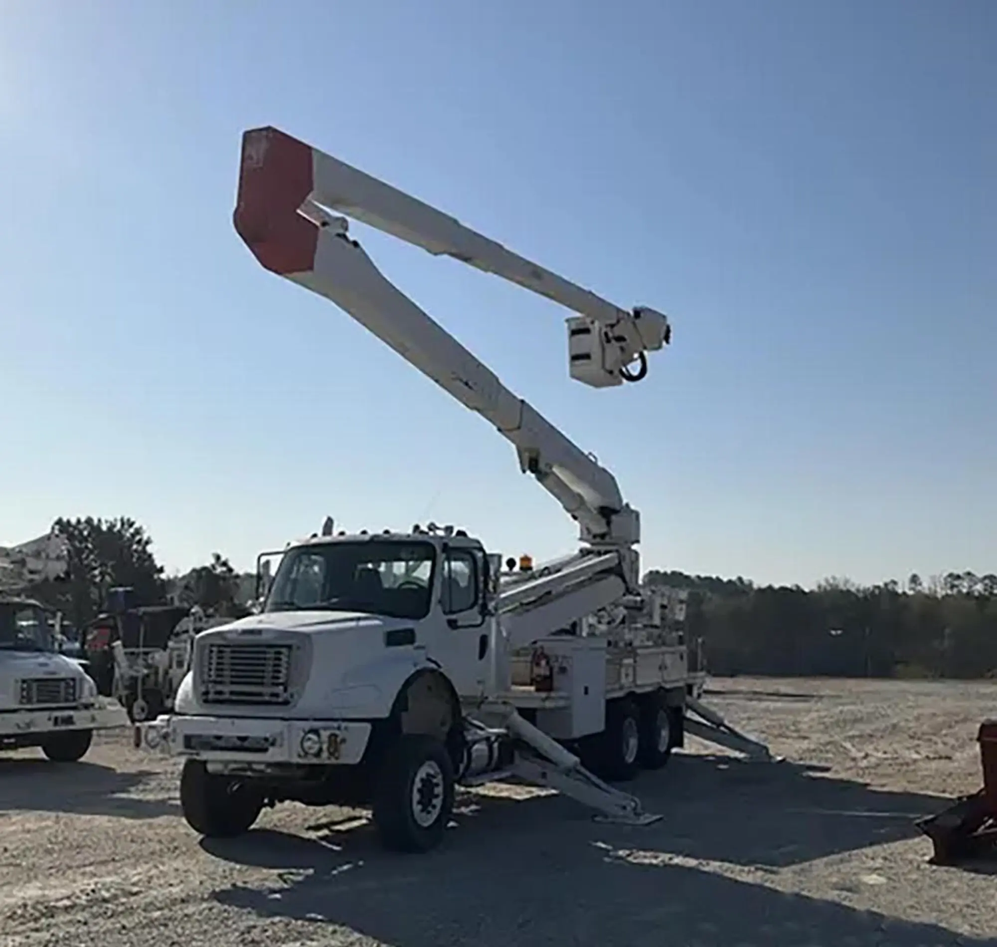 2008 Freightliner M2 106