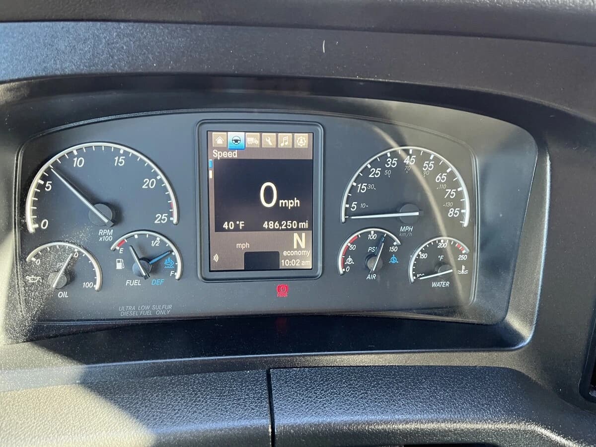 2024 Freightliner Cascadia in Chattanooga, TN — photo 10