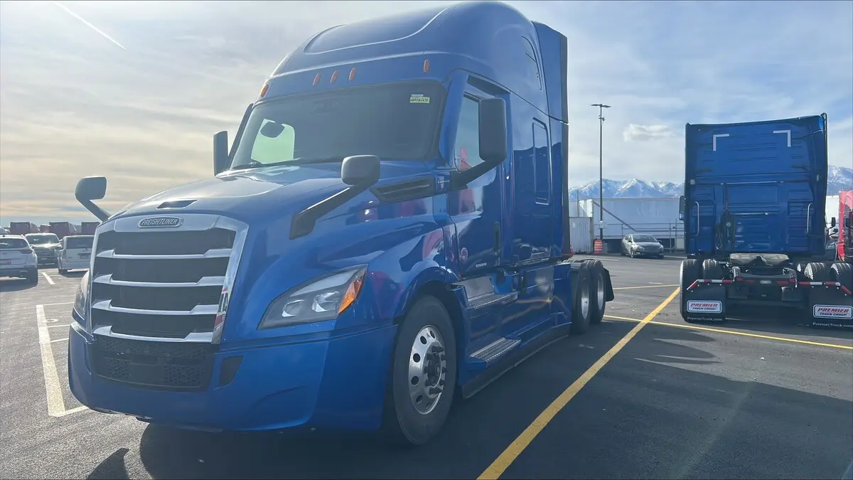 2022 Freightliner Cascadia