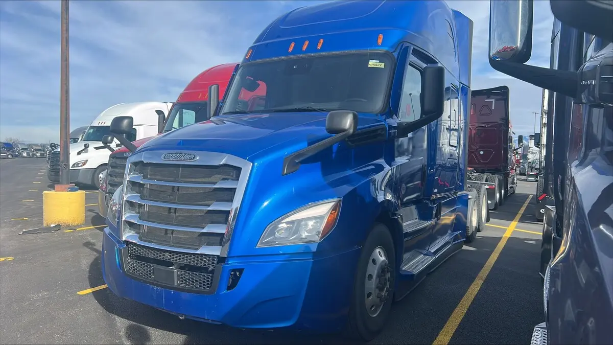 2022 Freightliner Cascadia