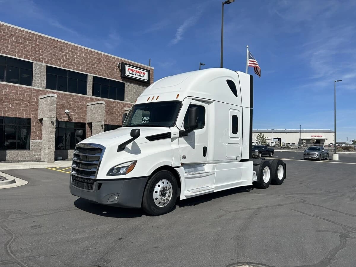 2022 Freightliner Cascadia
