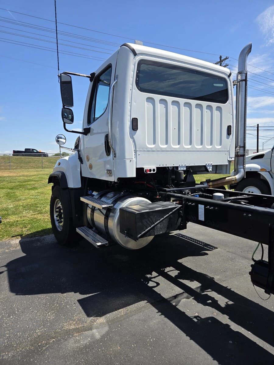 2026 Freightliner 114SD in Louisville, KY — photo 5