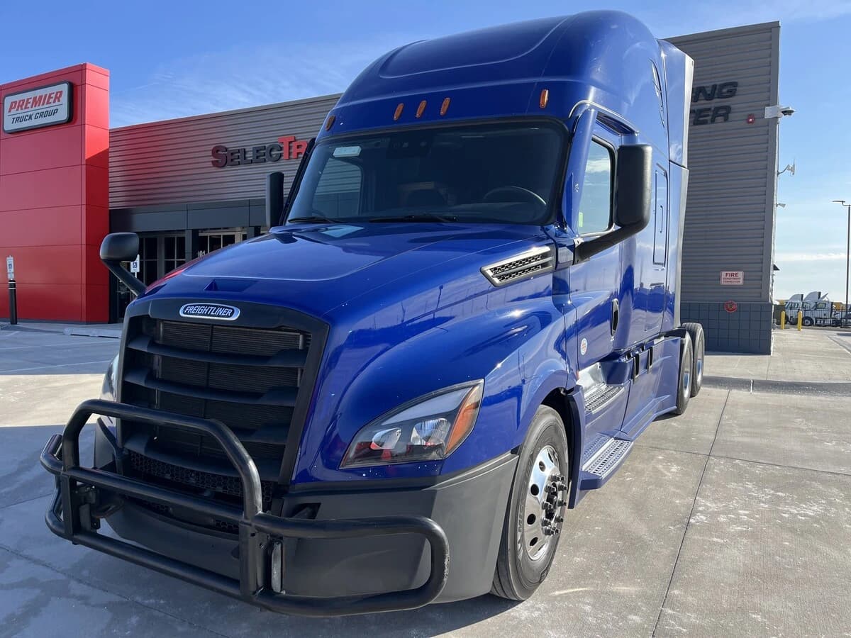 2022 Freightliner Cascadia