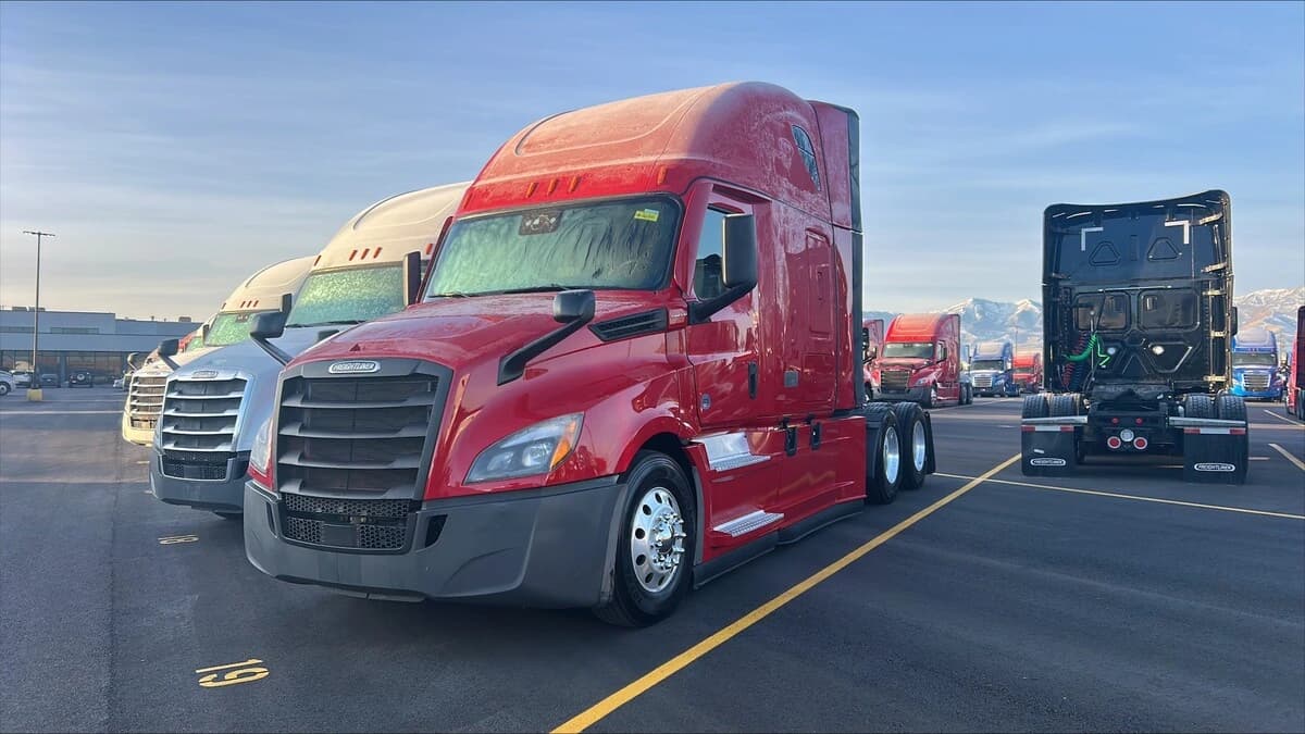 2022 Freightliner Cascadia