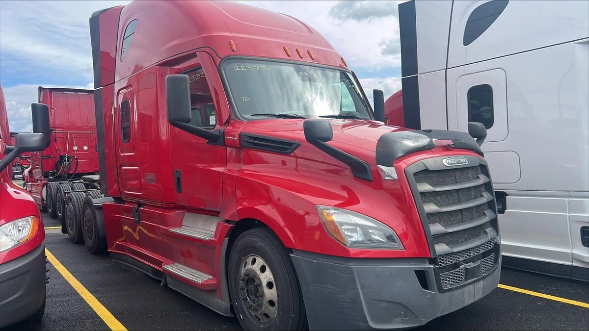 2022 Freightliner Cascadia in Salt Lake City, UT — photo 4