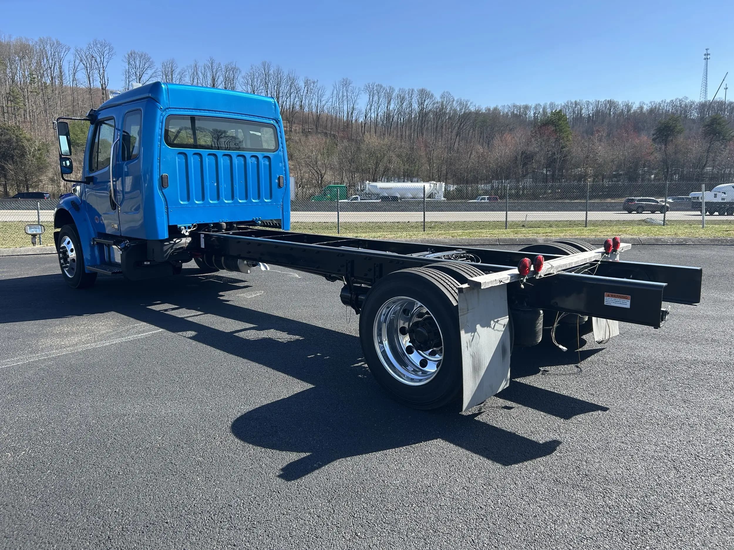 2025 Freightliner M2 106 in Knoxville, TN — photo 3