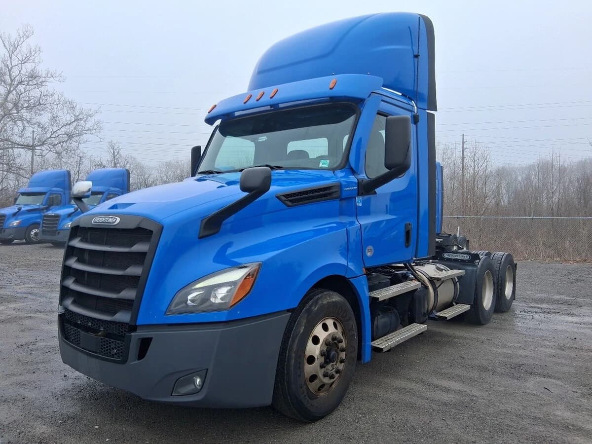 2022 Freightliner Cascadia