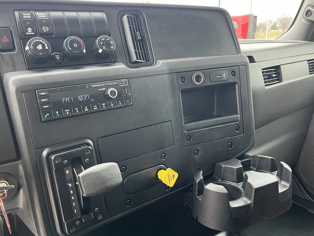 2022 International MV in Kansas City, MO — photo 18