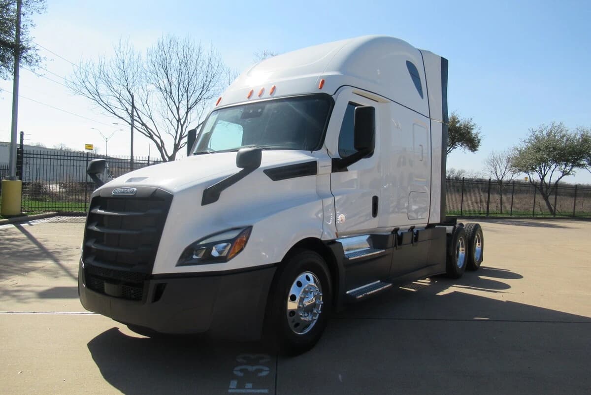 2024 Freightliner Cascadia