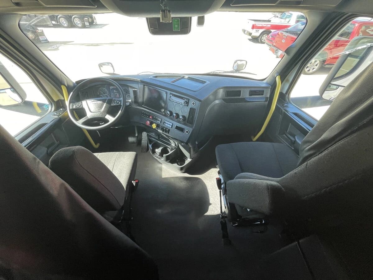 2024 Freightliner Cascadia in Chattanooga, TN — photo 40