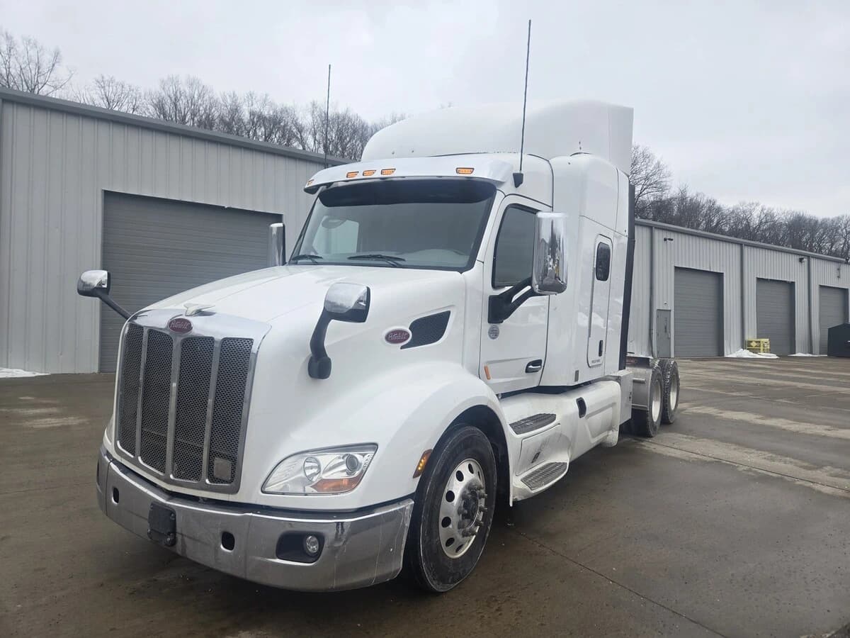 2020 Peterbilt 579