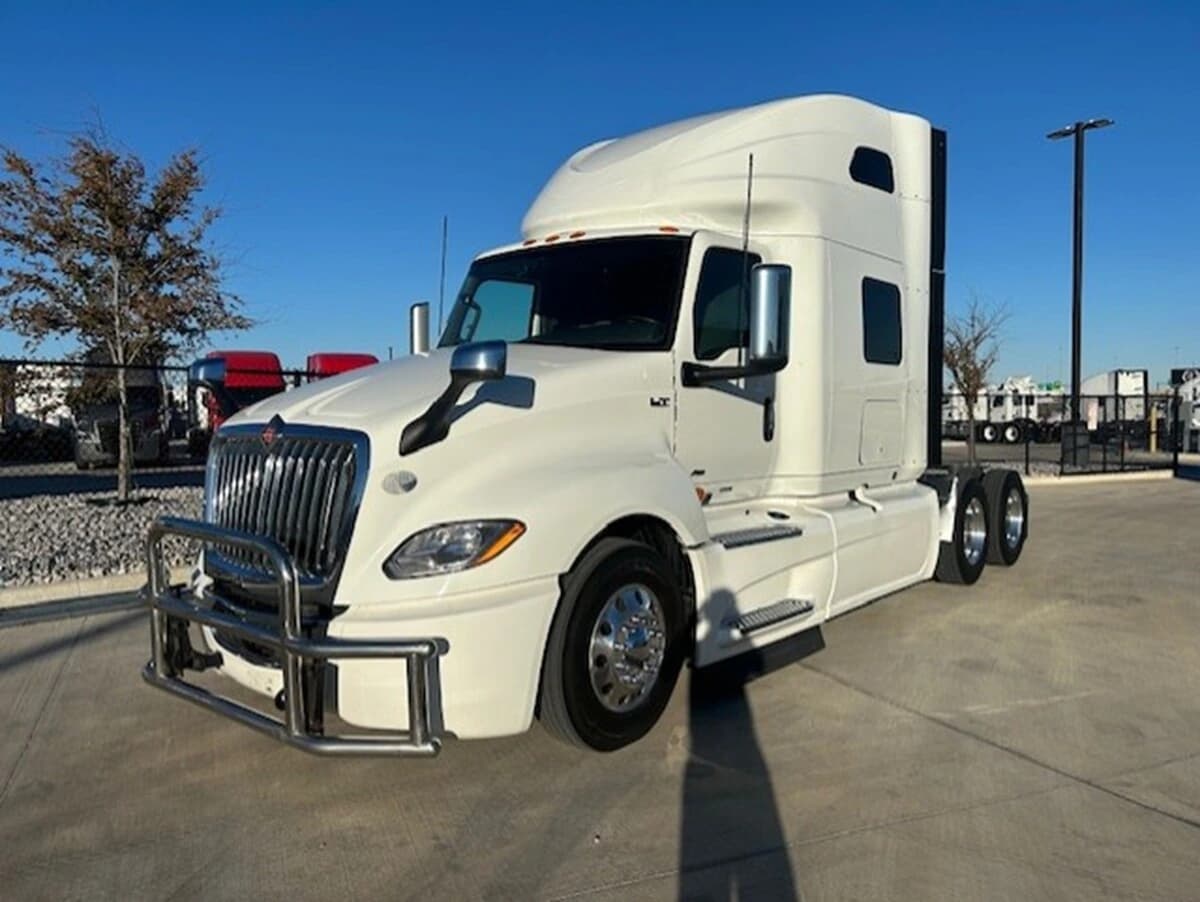 2021 International LT