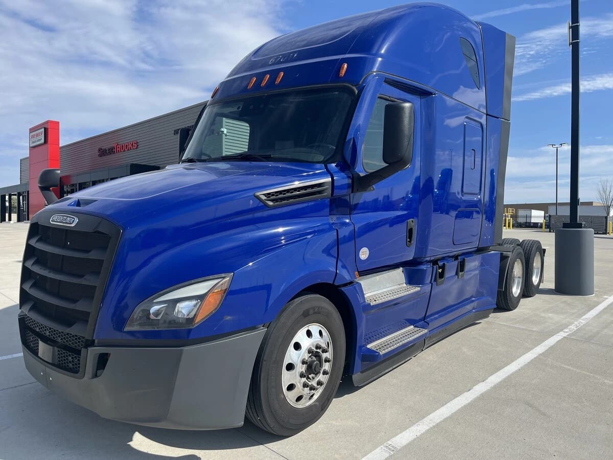 2022 Freightliner Cascadia