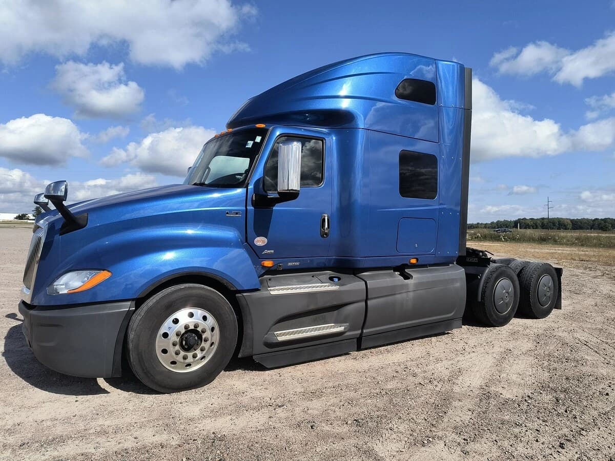 2021 International LT