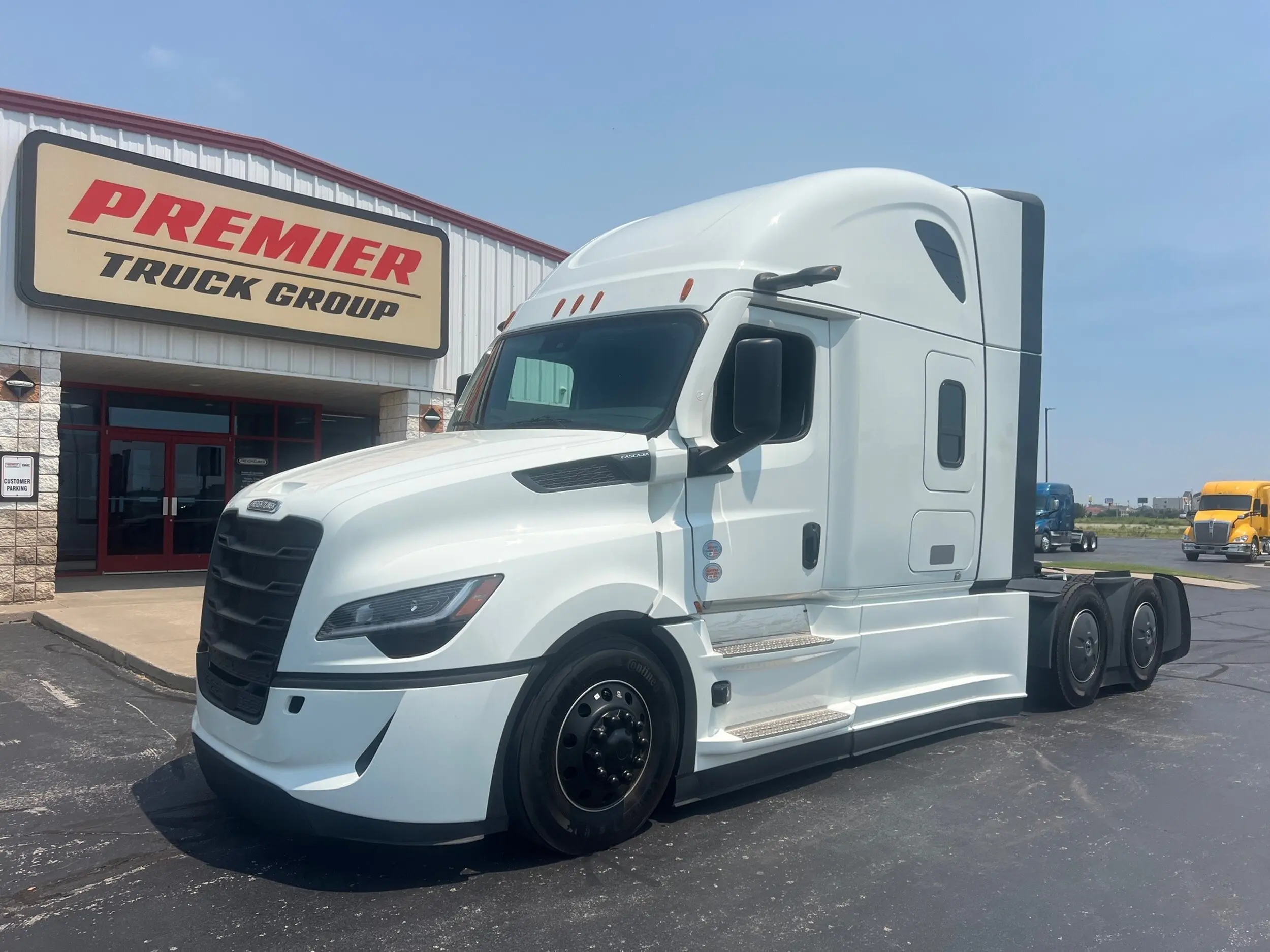 2026 Freightliner Cascadia