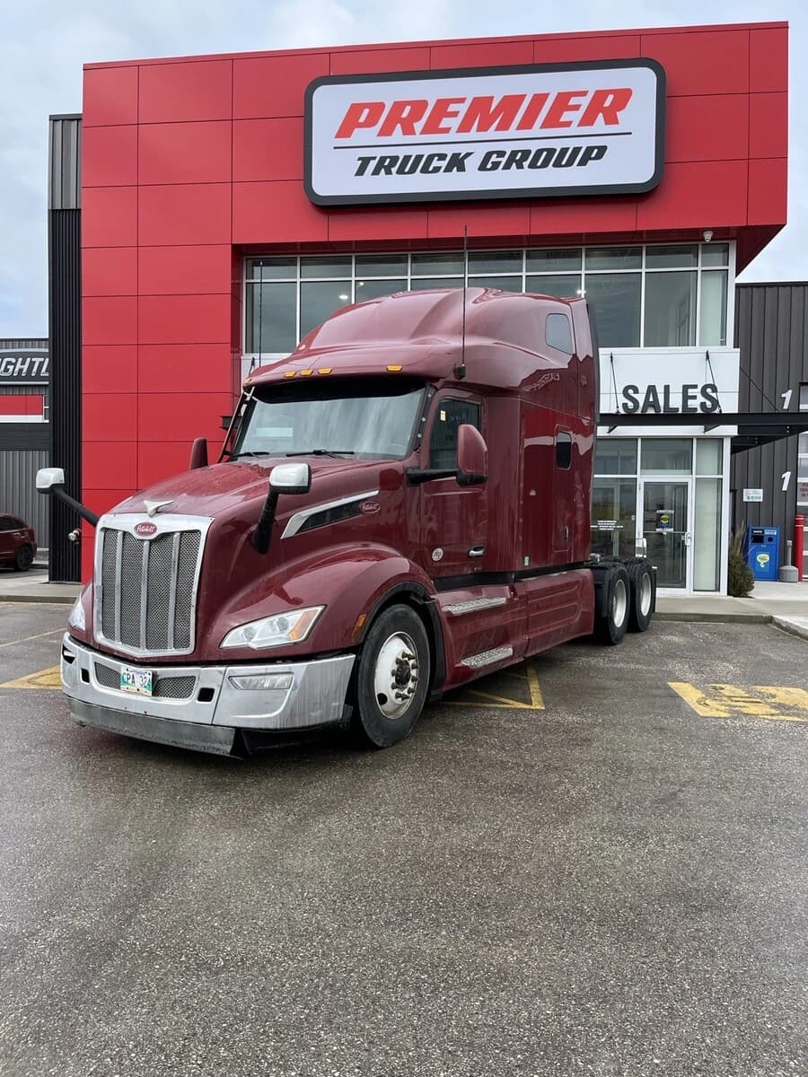 2023 Peterbilt 579