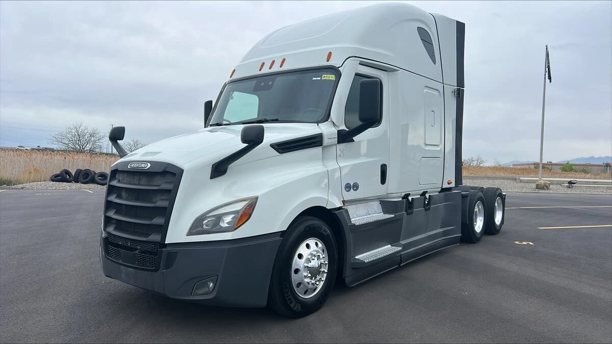 2022 Freightliner Cascadia