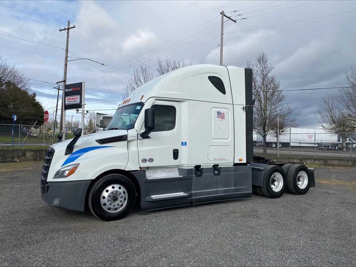2022 Freightliner Cascadia